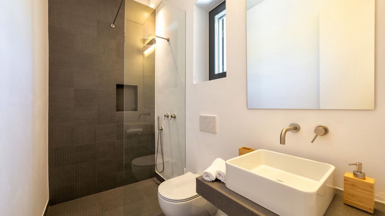 Photo of Bathroom in Paros