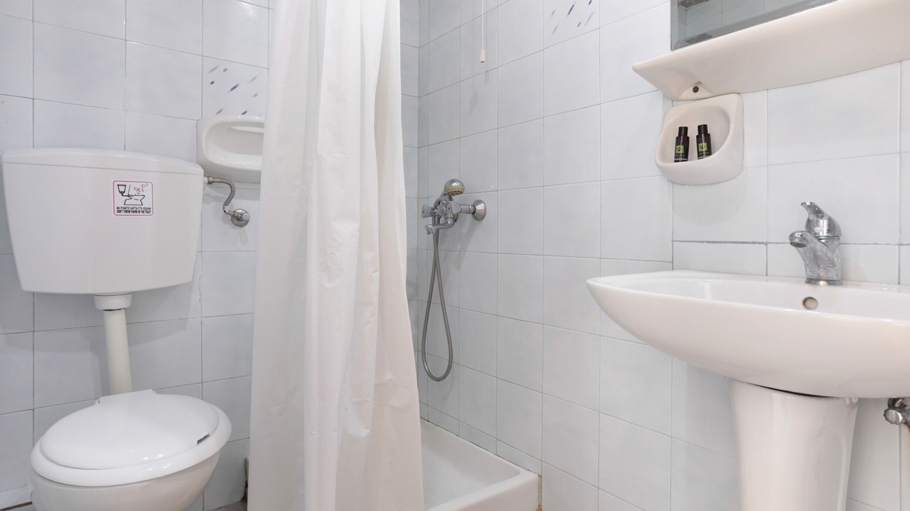 Photo of Bathroom in Argassi