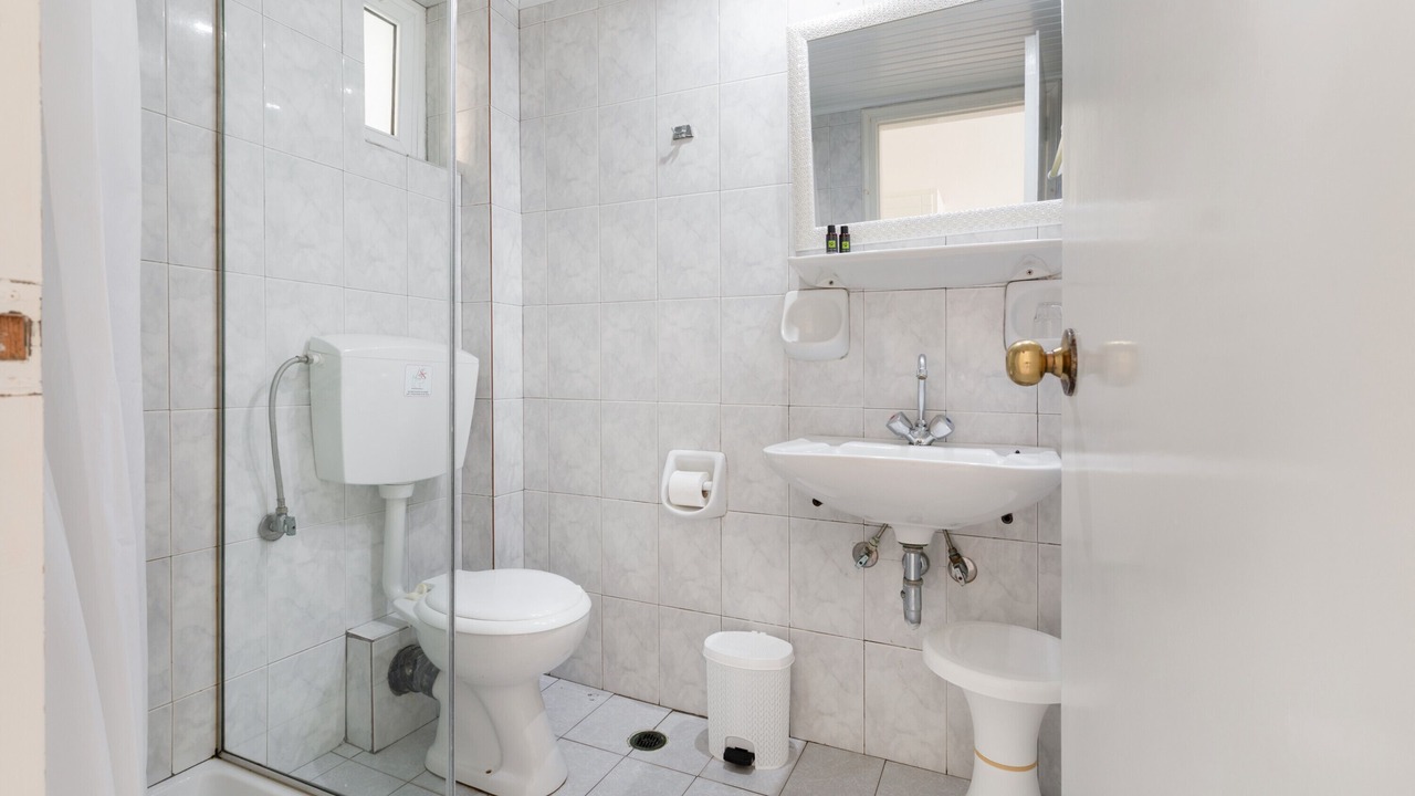 Photo of Bathroom in Argassi