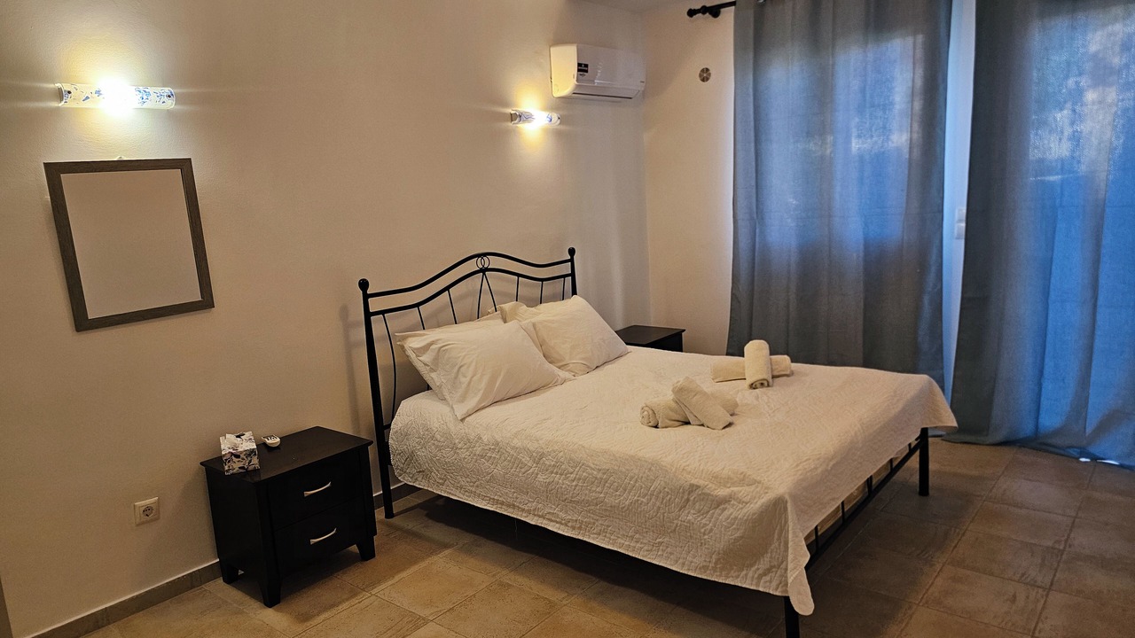 Photo of Bedroom in Maleme