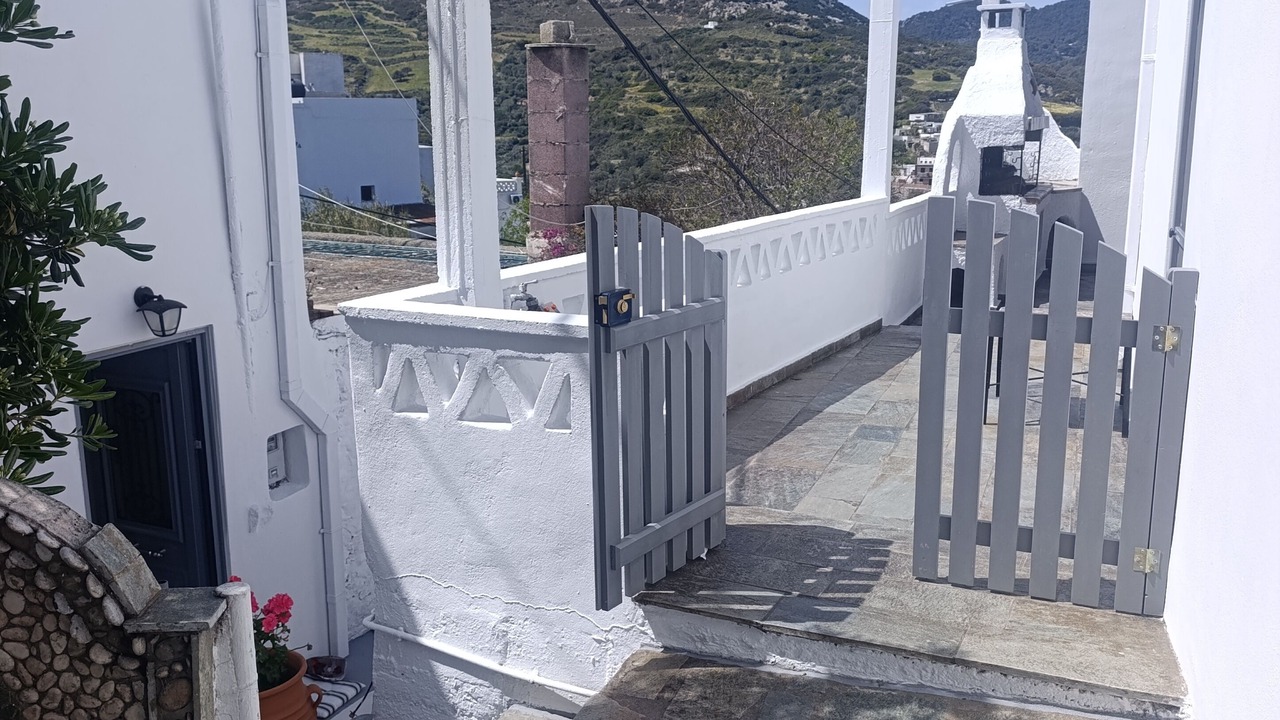 Photo of Patio Balcony in Skyros Town