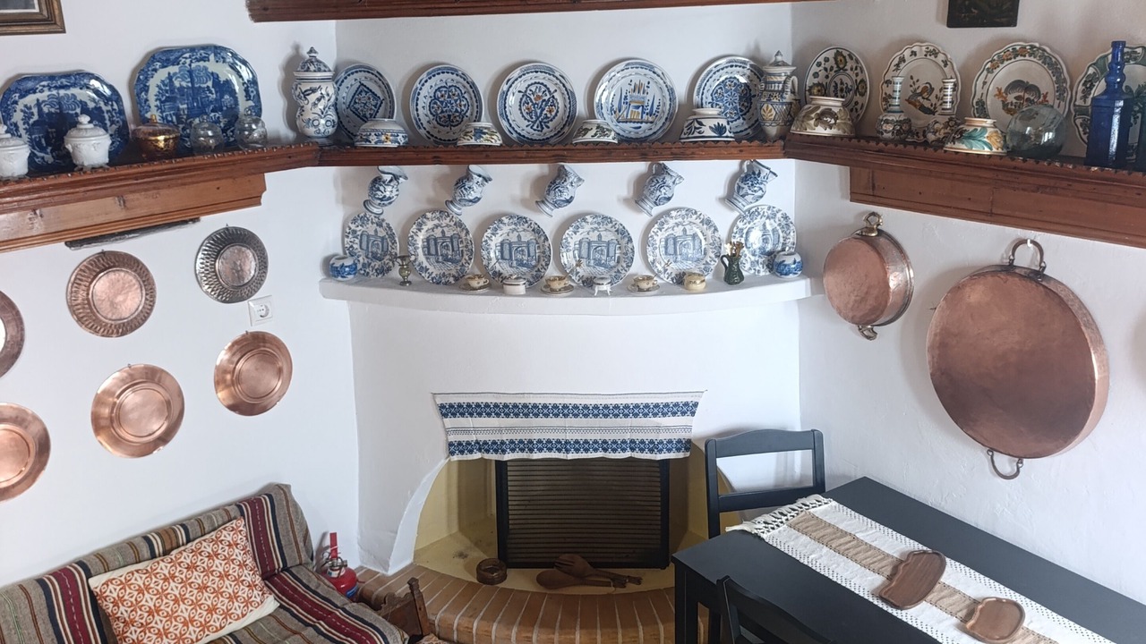 Photo of Others in Skyros Town