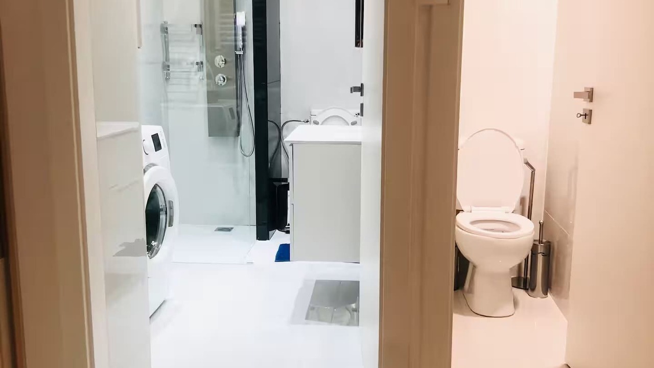 Photo of Bathroom in Kypseli
