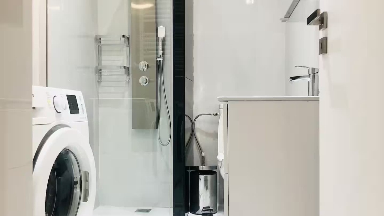 Photo of Bathroom in Kypseli