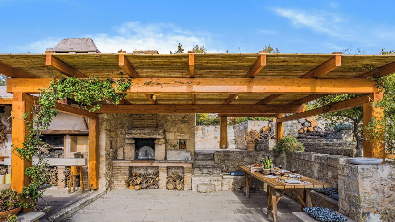 Photo of Outdoor in Skalani