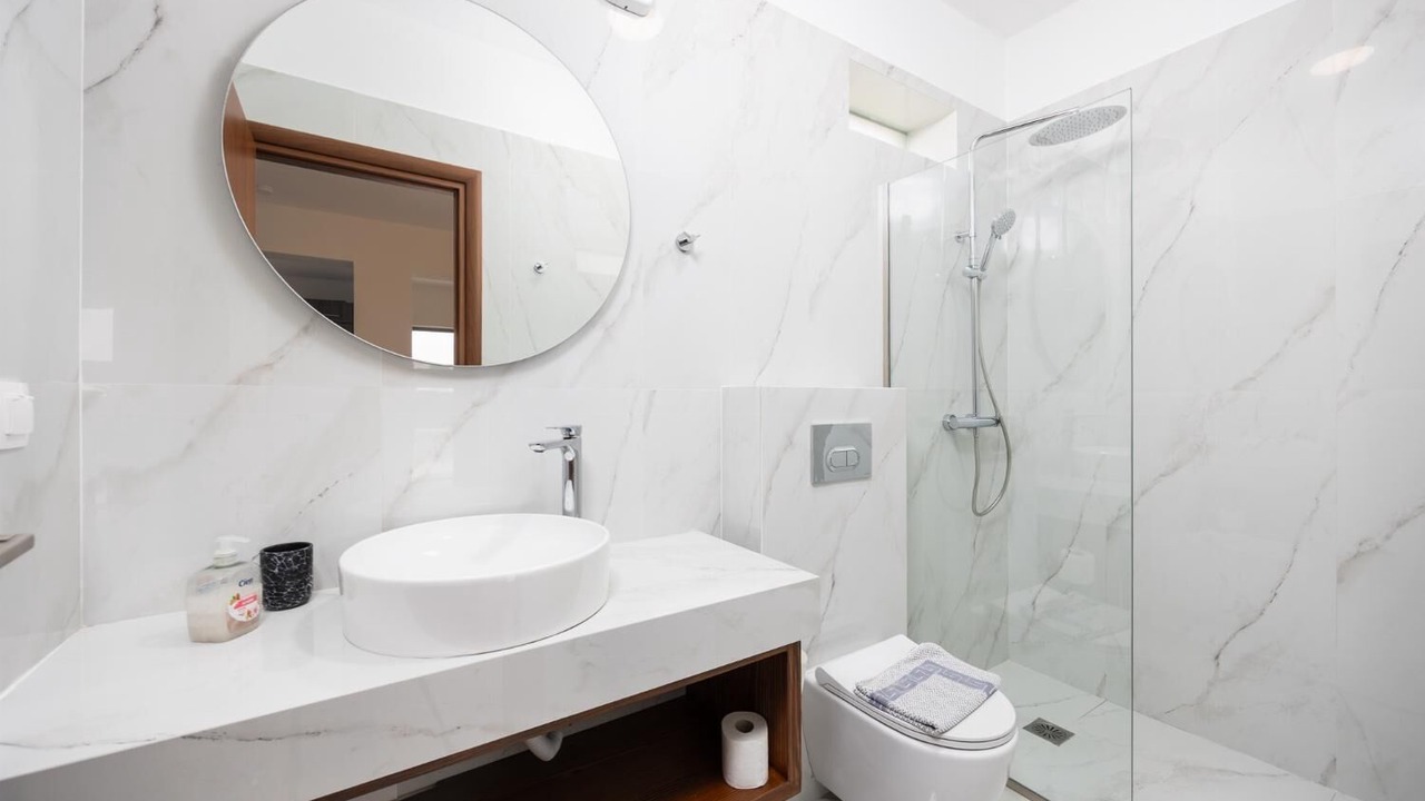 Photo of Bathroom in Gerani