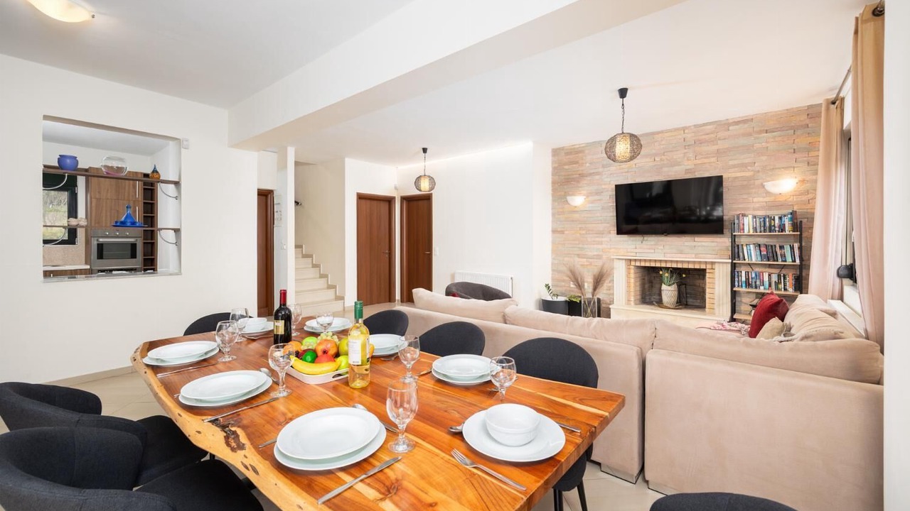 Photo of Livingroom in Gerani