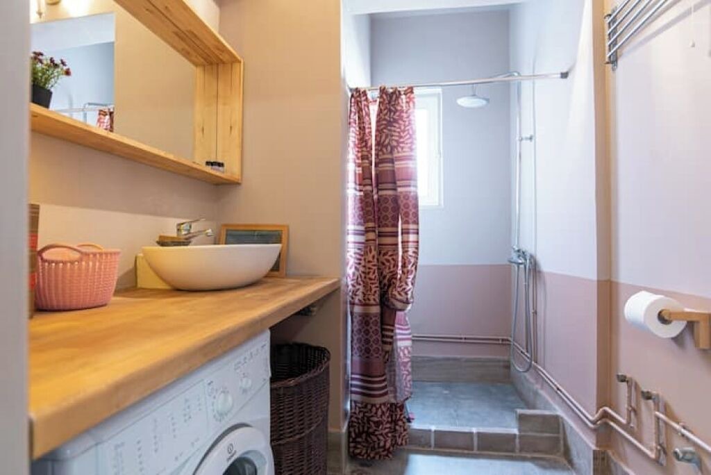 Photo of Bathroom in Kifisia