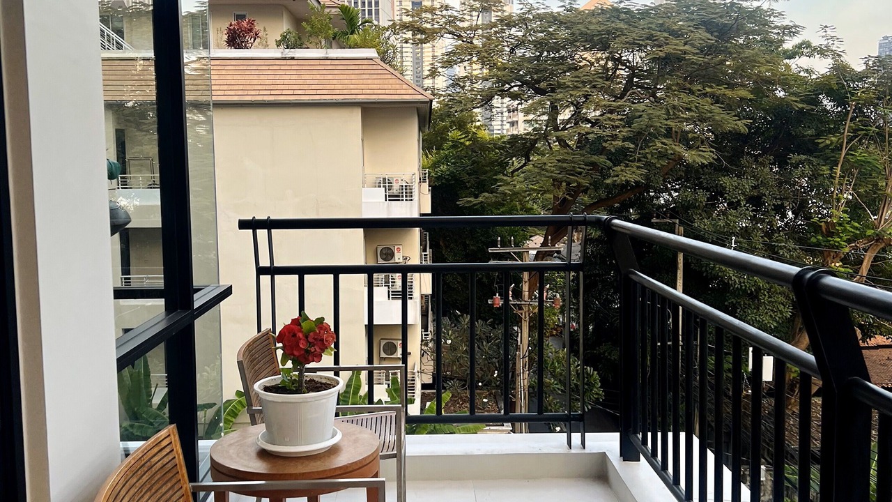 Photo of Patio Balcony in Thung Maha Mek