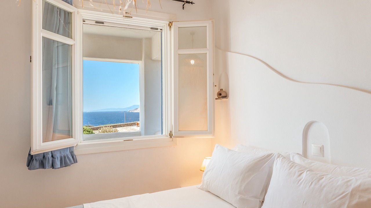 Photo of Bedroom in Kini