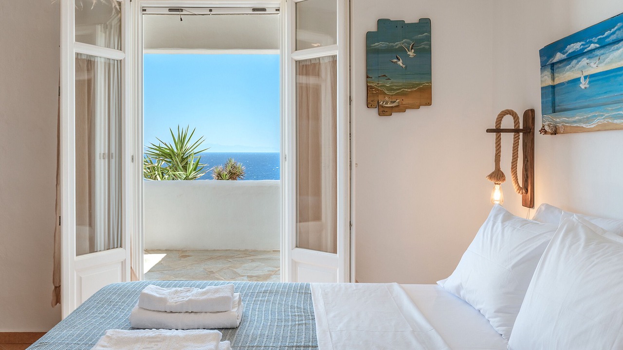 Photo of Bedroom in Kini
