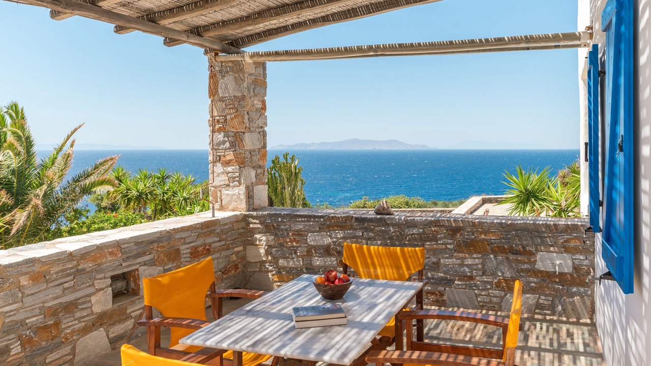 Photo of Outdoor in Kini