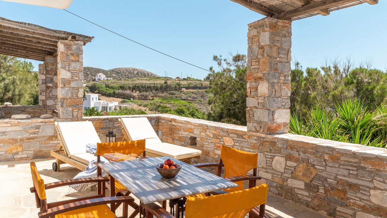 Photo of Outdoor in Kini