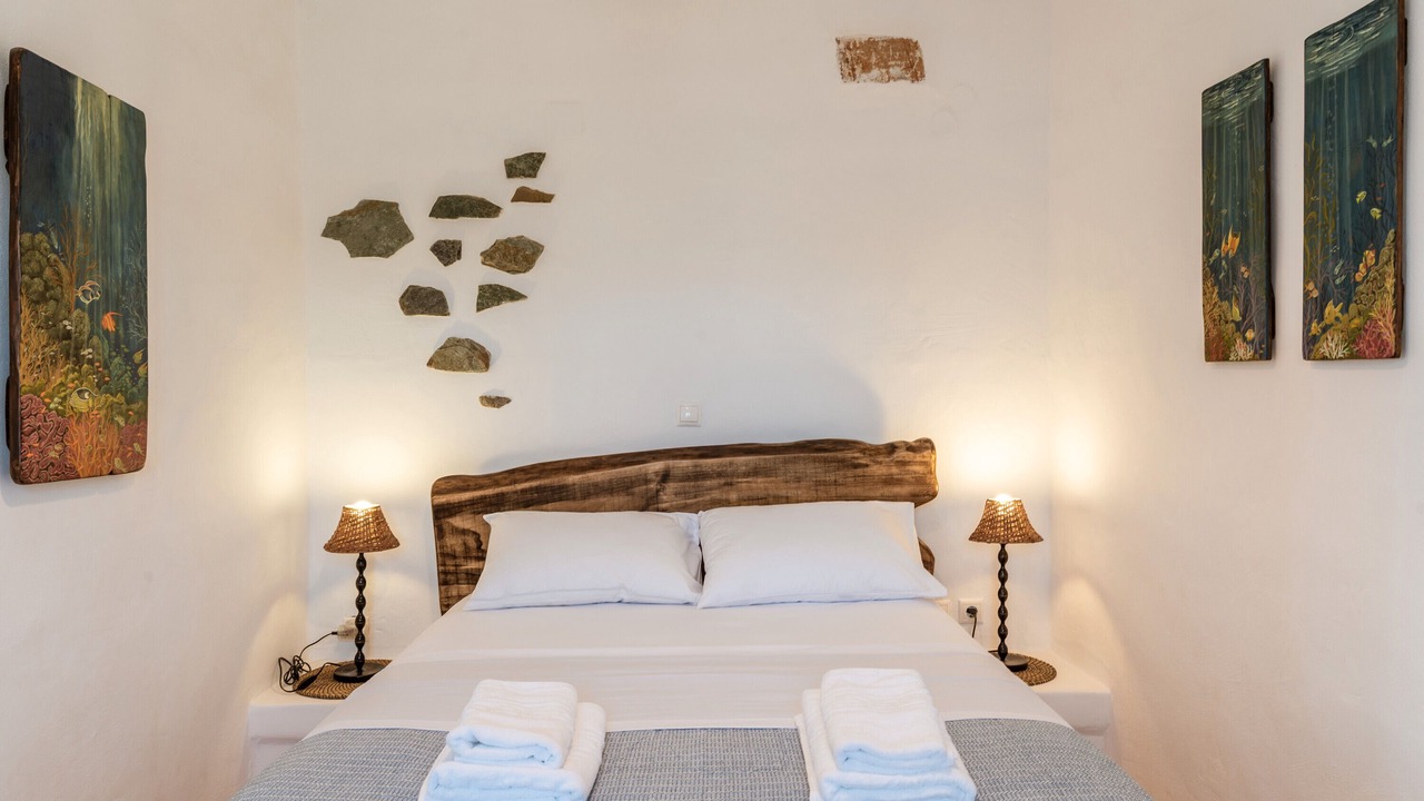 Photo of Bedroom in Kini