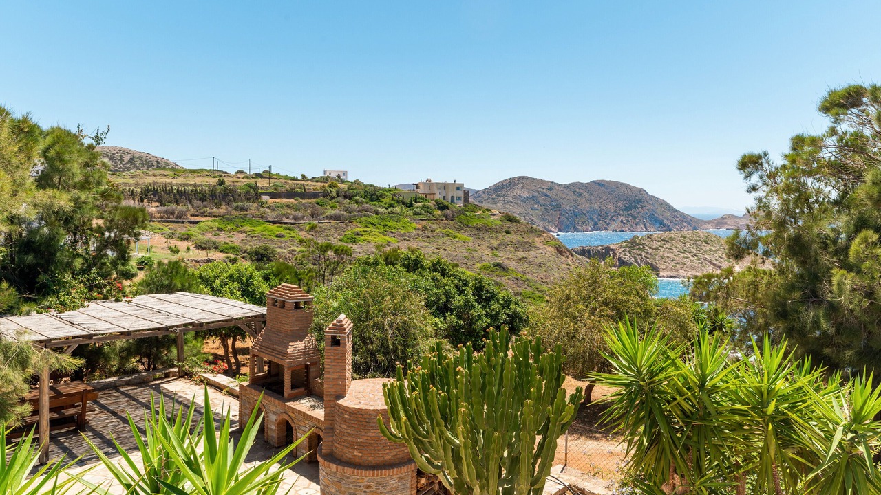 Photo of Outdoor in Kini
