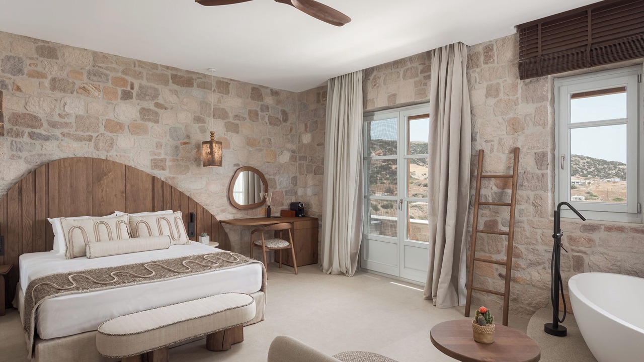 Photo of Bedroom in Milos