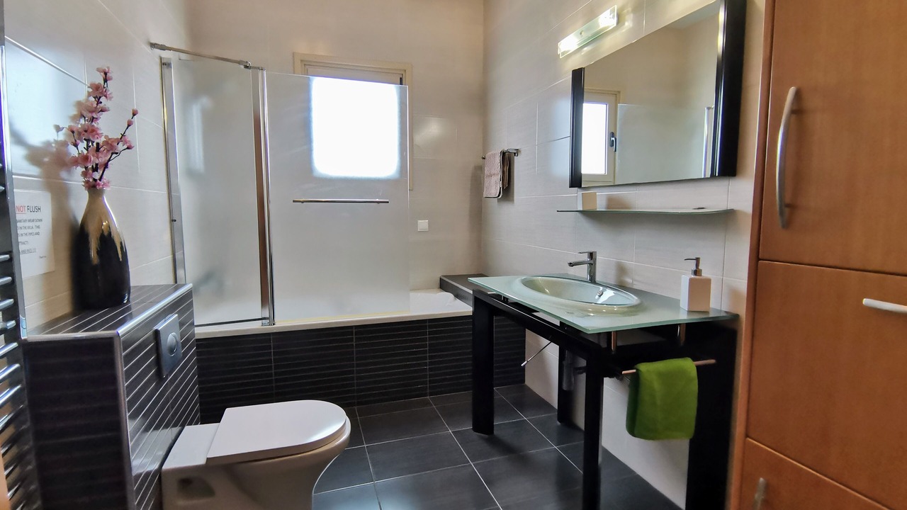 Photo of Bathroom in Sotira