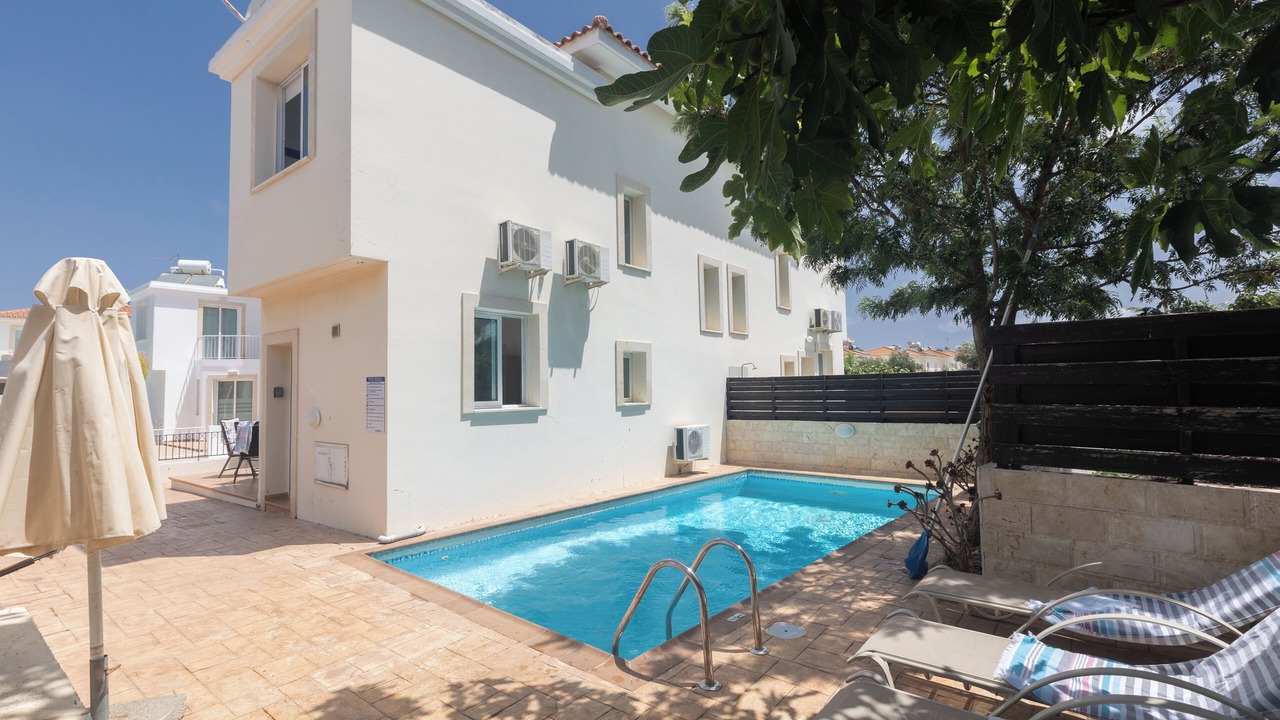Photo of Outdoor in Pernera