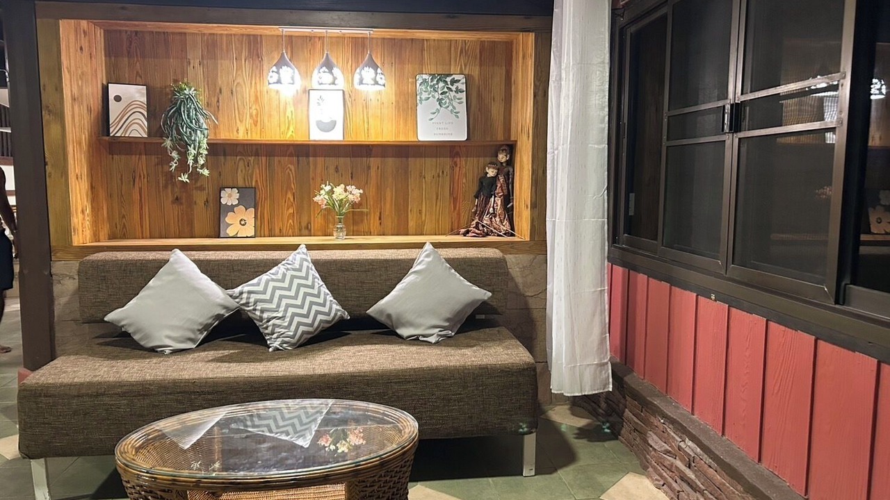 Photo of Livingroom in Thong Krut