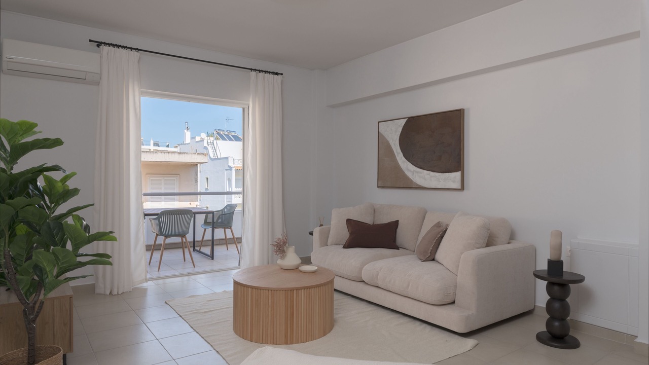 Photo of Livingroom in Amarousion