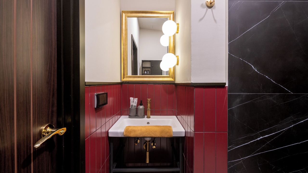Photo of Bathroom in Nana
