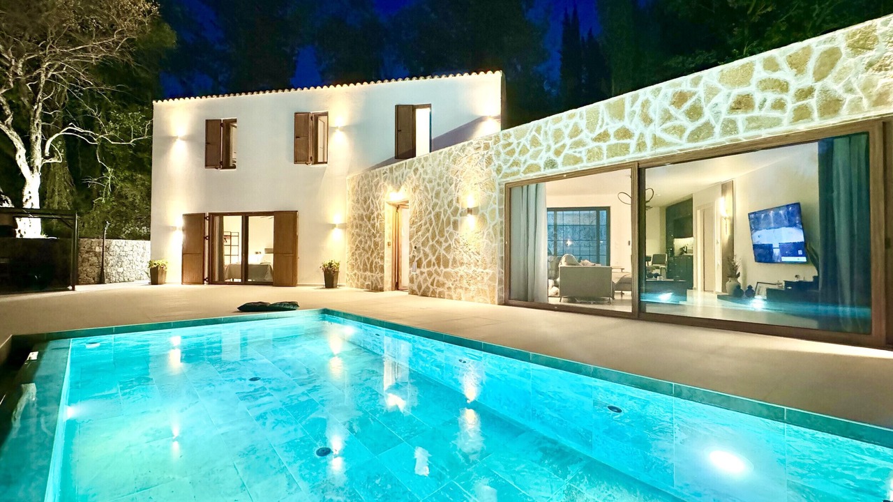 Photo of Outdoor in Achilleio