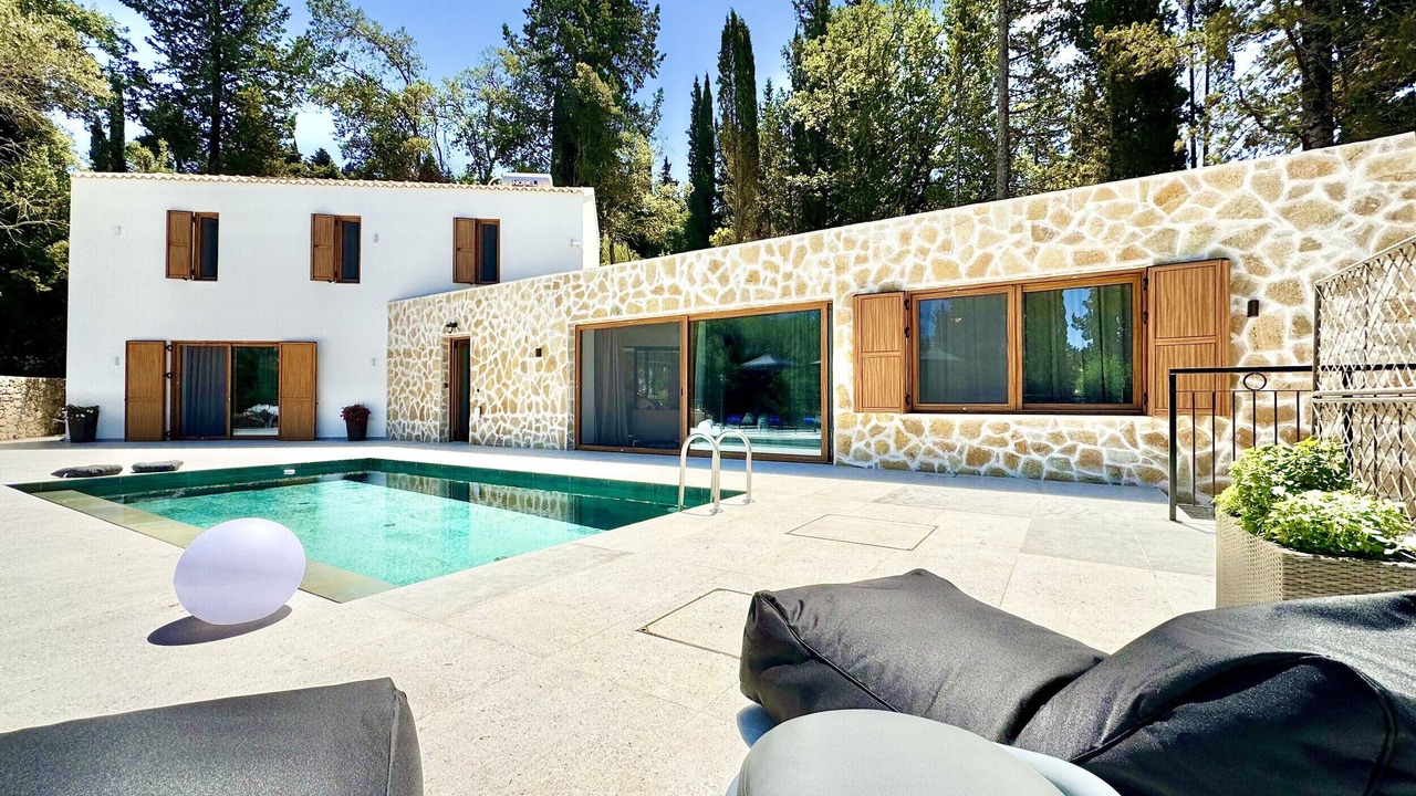 Photo of Outdoor in Achilleio