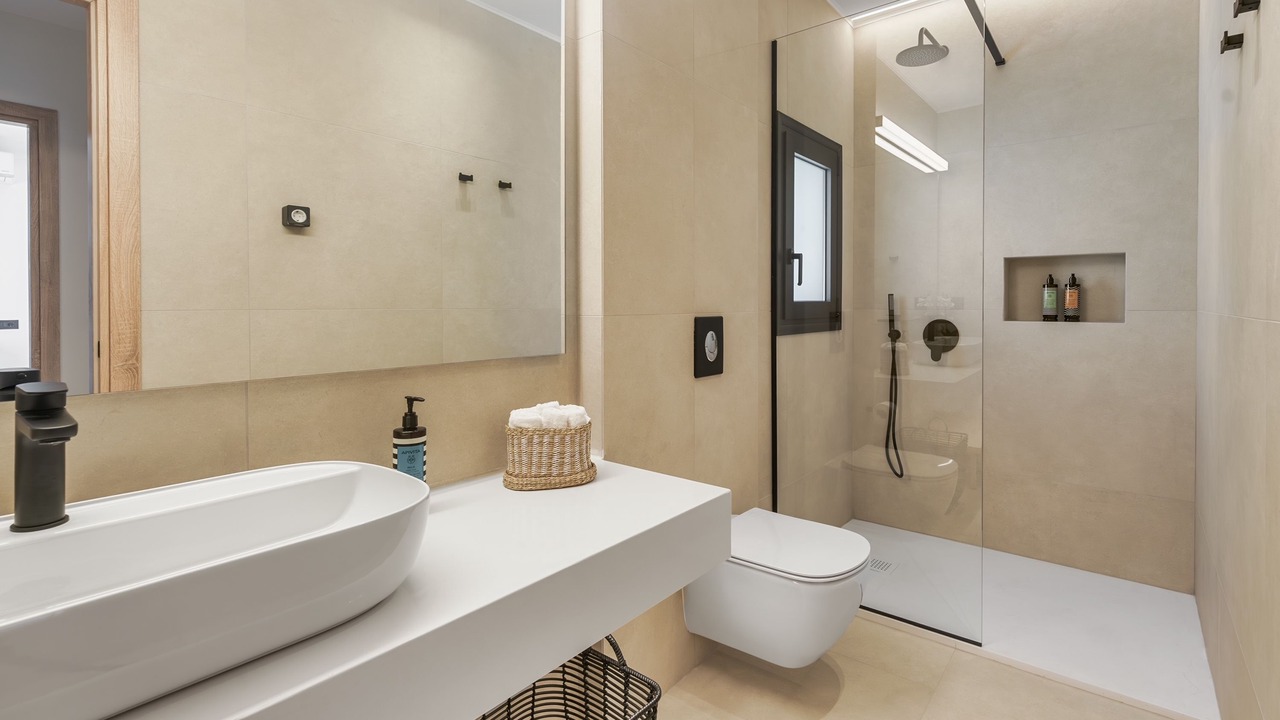 Photo of Bathroom in Diasella