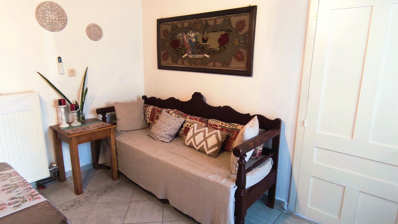Photo of Livingroom in Exo Mouliana