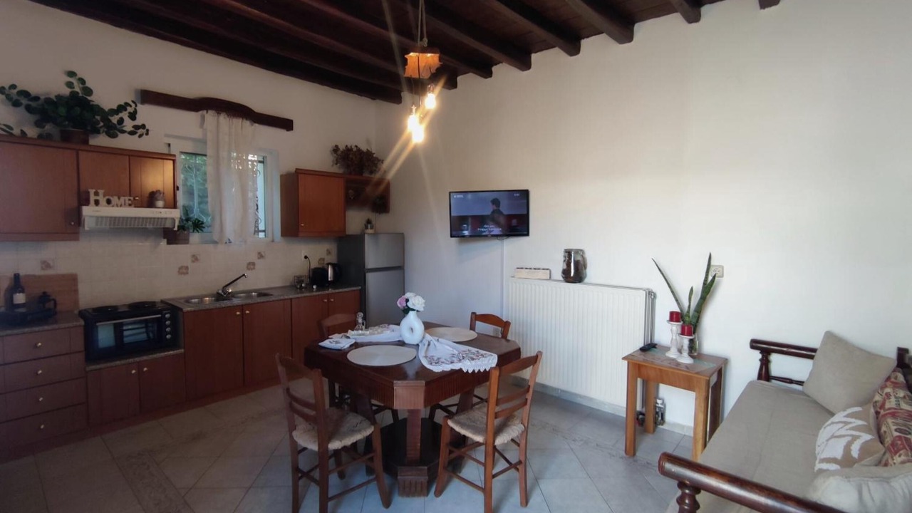 Photo of Livingroom in Exo Mouliana