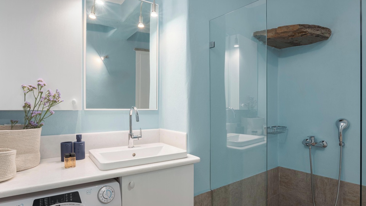 Photo of Bathroom in Tinos Town