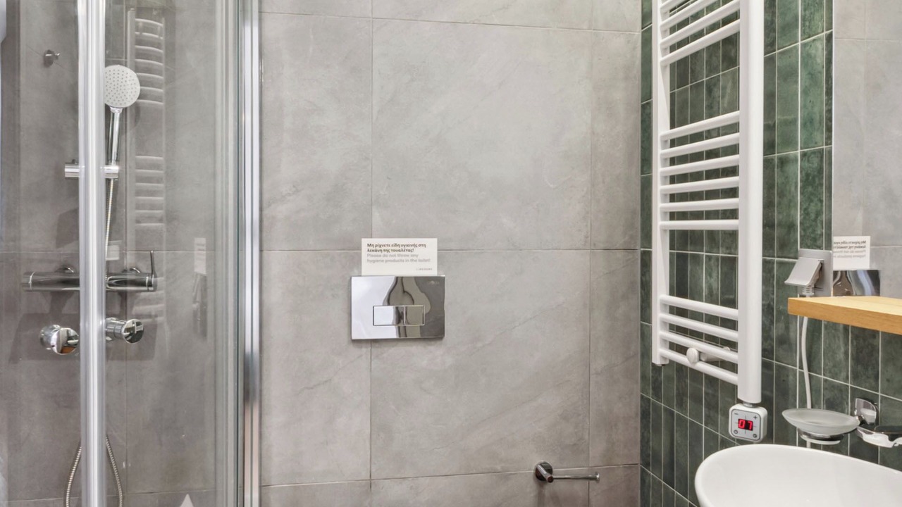 Photo of Bathroom in Piraeus