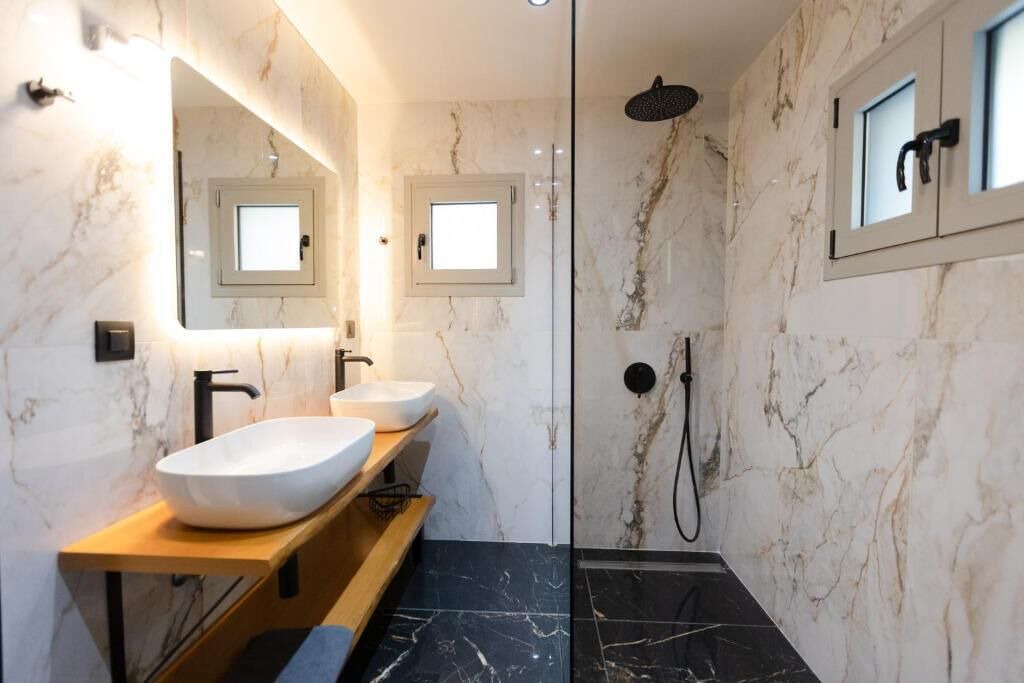 Photo of Bathroom in Agios Ioannis