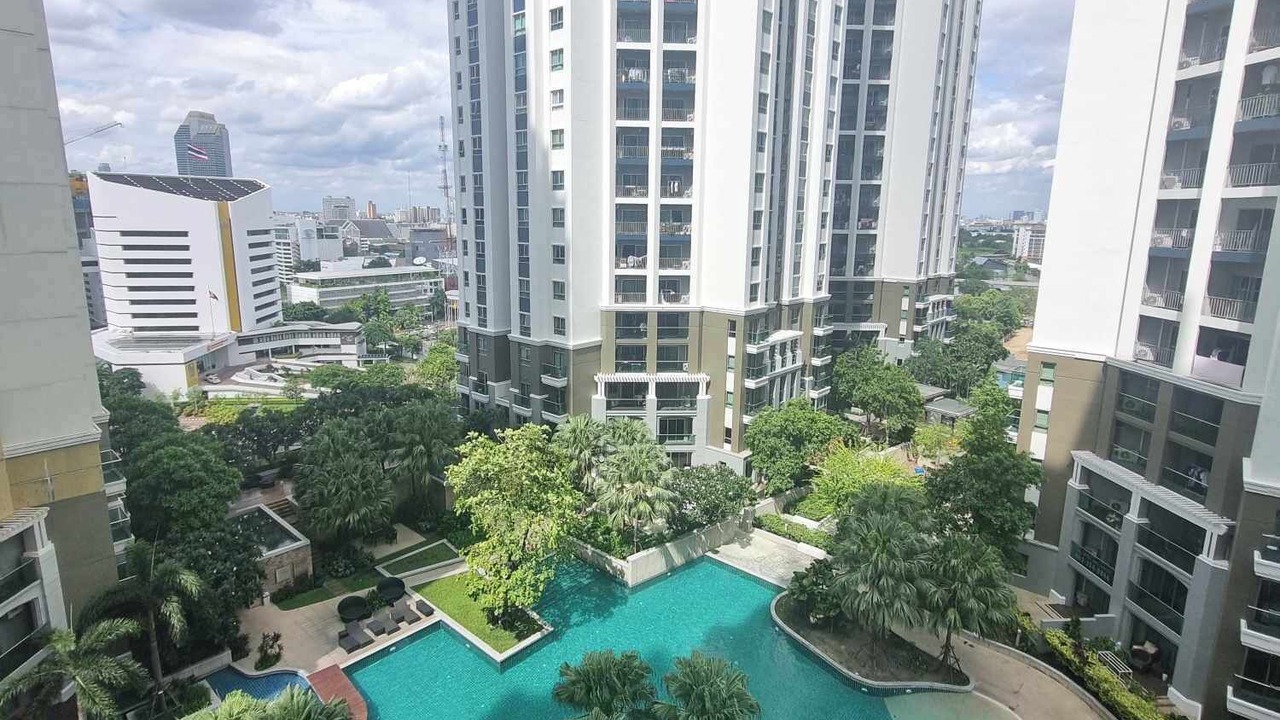 Photo of Outdoor in Huai Khwang