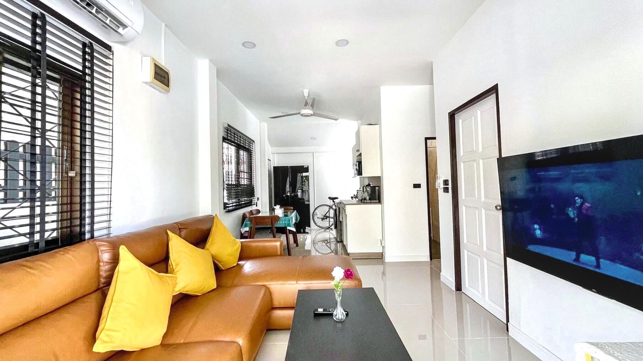 Photo of Livingroom in Kathu