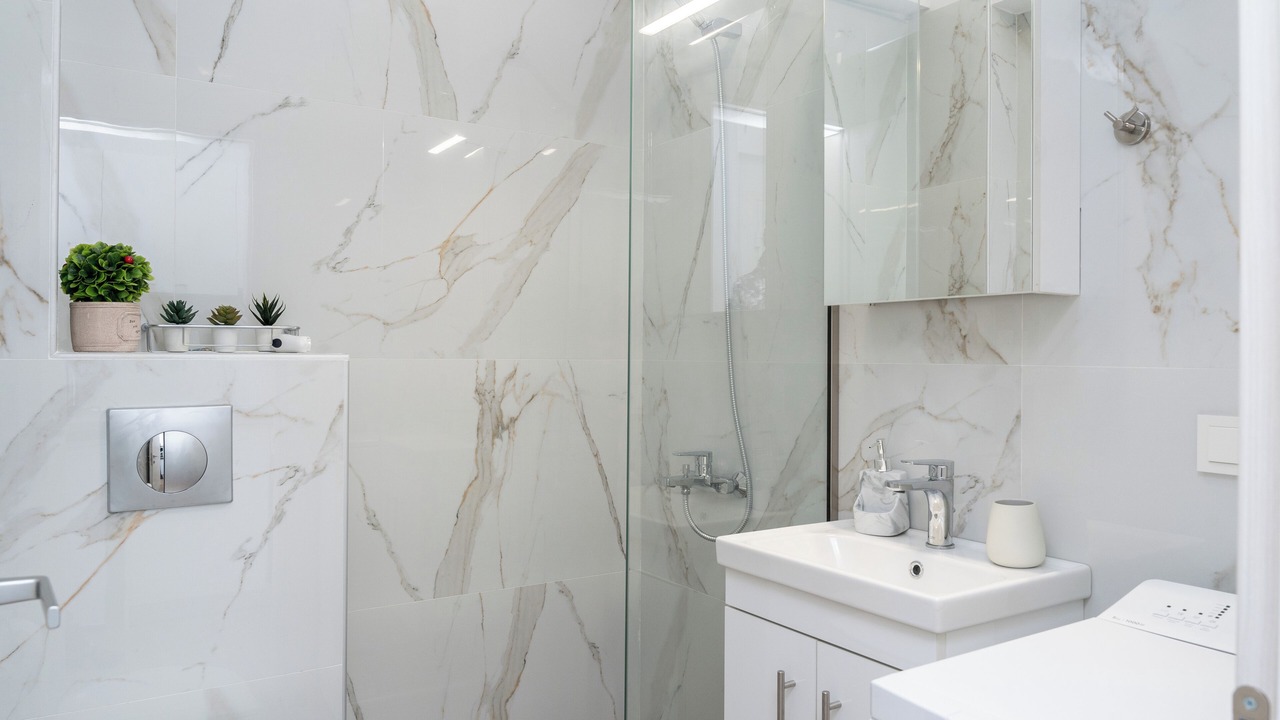 Photo of Bathroom in Paralia Ofryniou