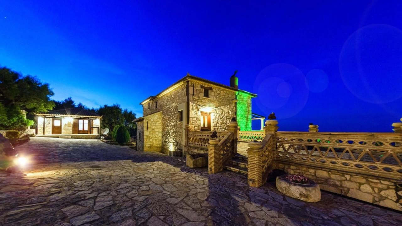 Photo of Outdoor in Skinaria