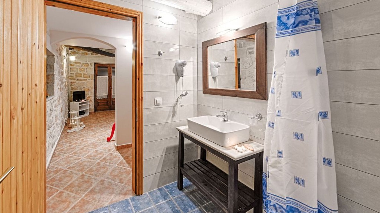 Photo of Bathroom in Skinaria