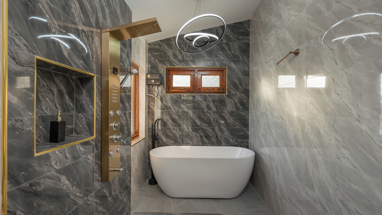 Photo of Bathroom in Luang Nuea