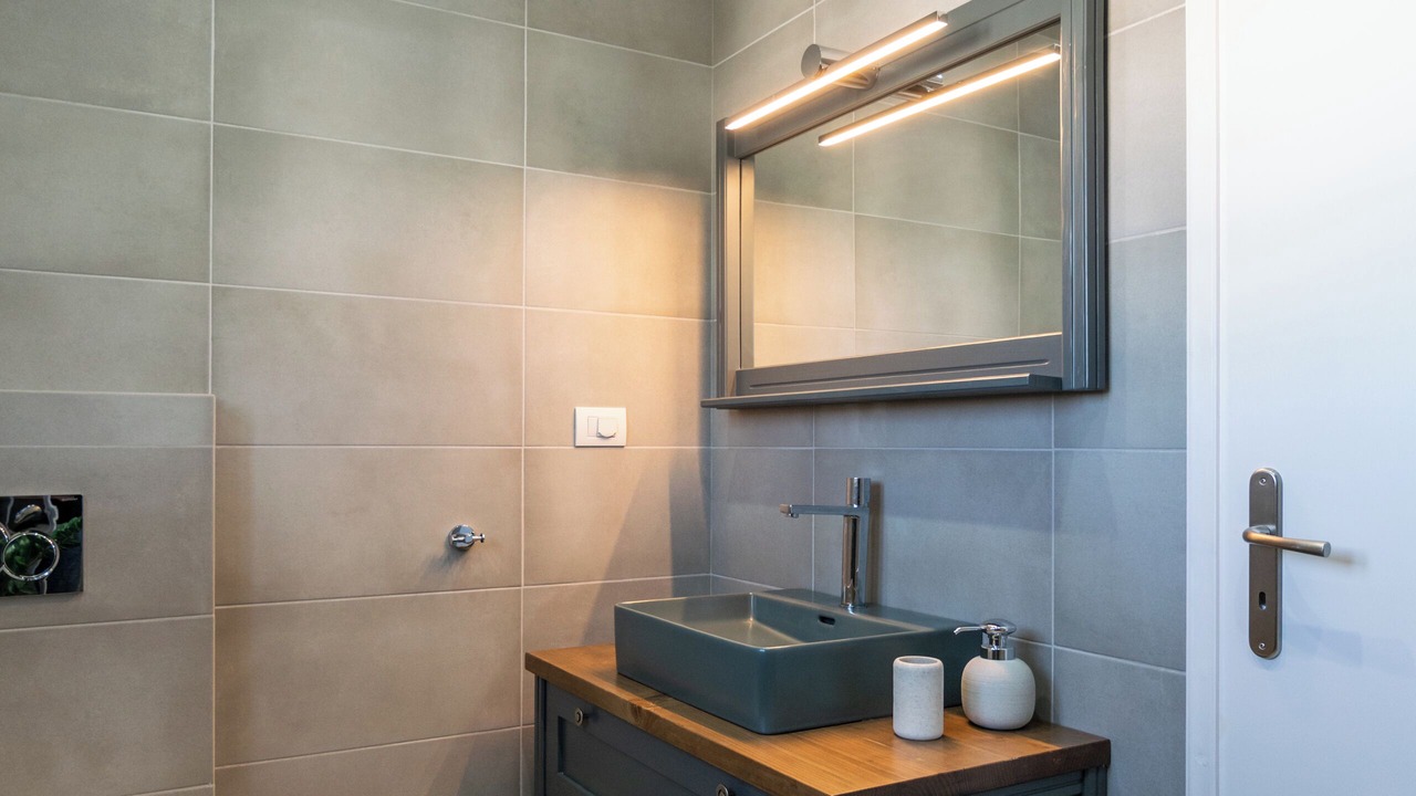 Photo of Bathroom in Adamas