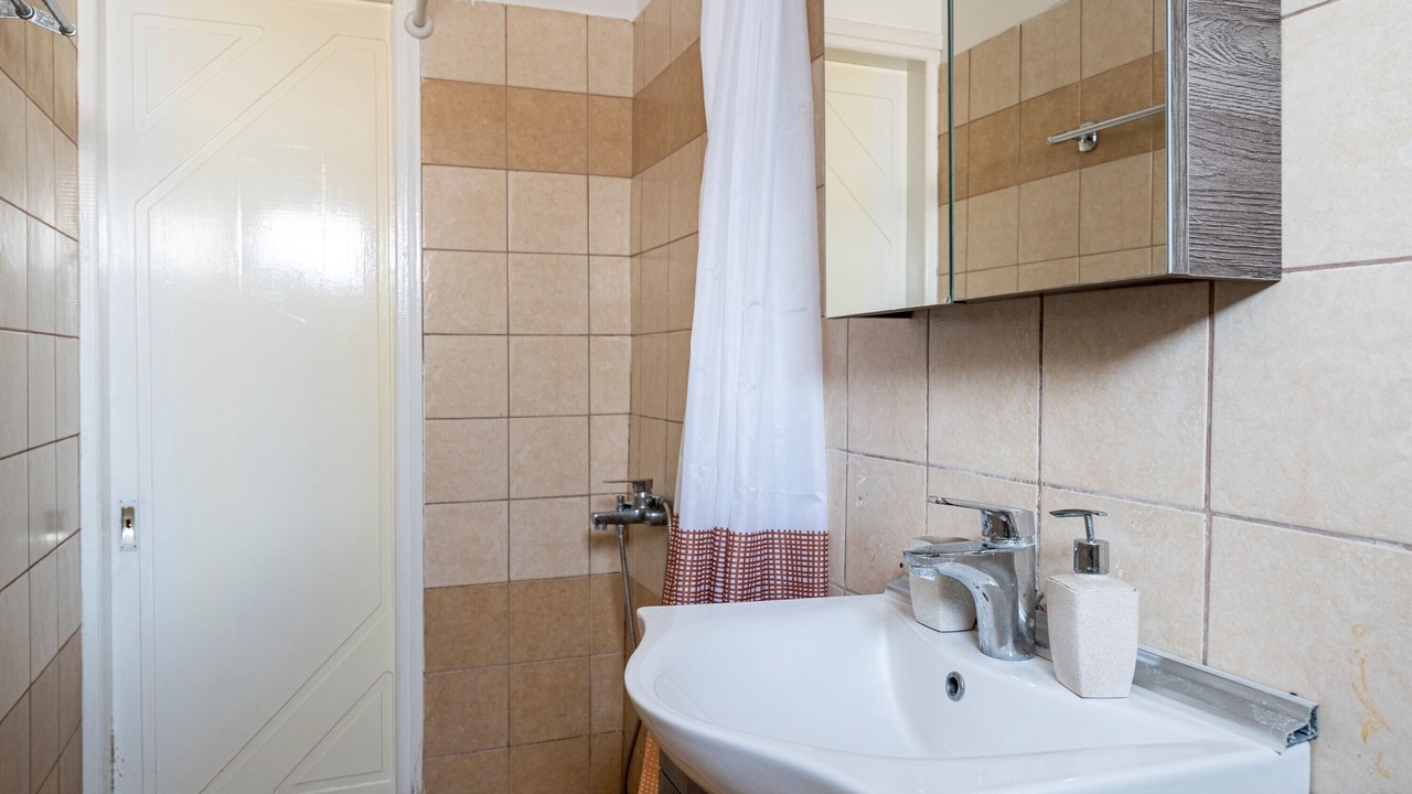Photo of Bathroom in Argyrades