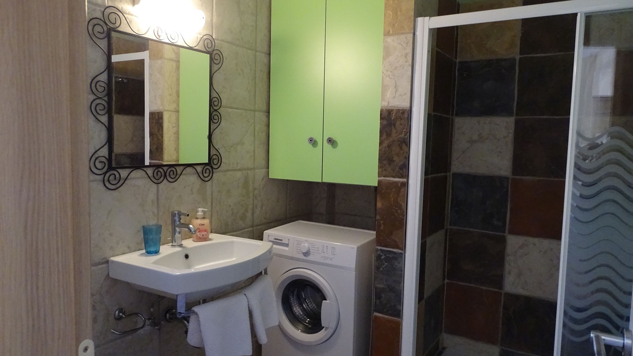 Photo of Bathroom in Poros