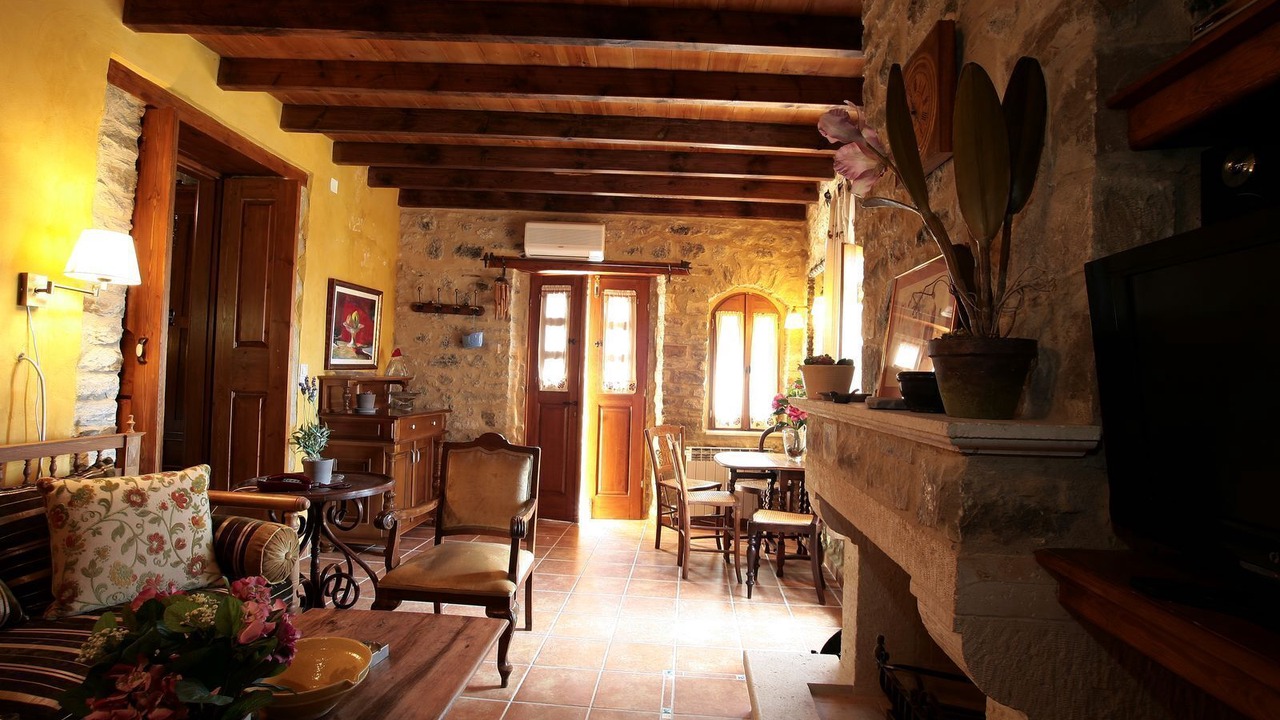 Photo of Livingroom in Anatoli