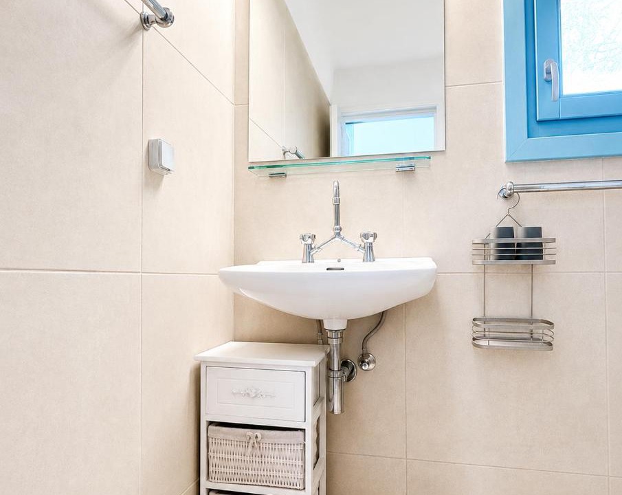 Photo of Bathroom in Paros
