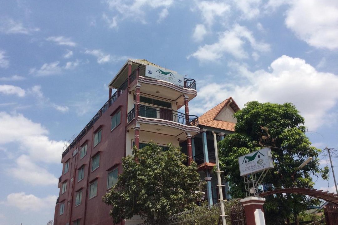 Photo of Buildings in Chamkar Mon