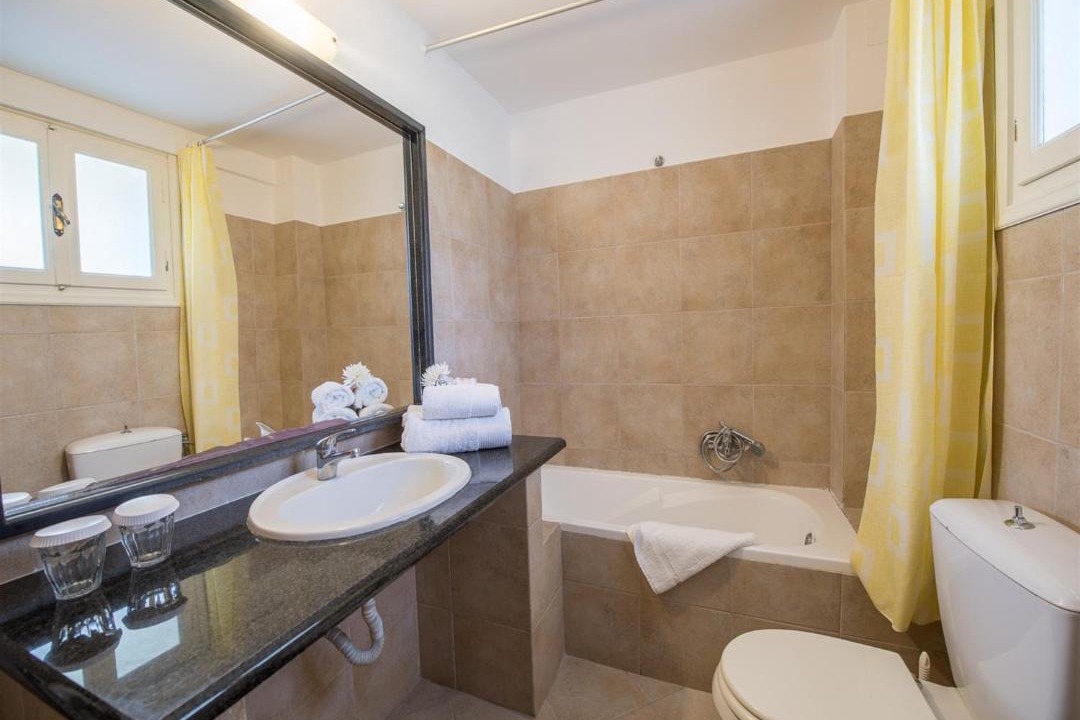Photo of Bathroom in Mithimna