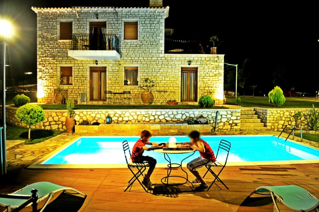 Photo of Others in Apolpaina