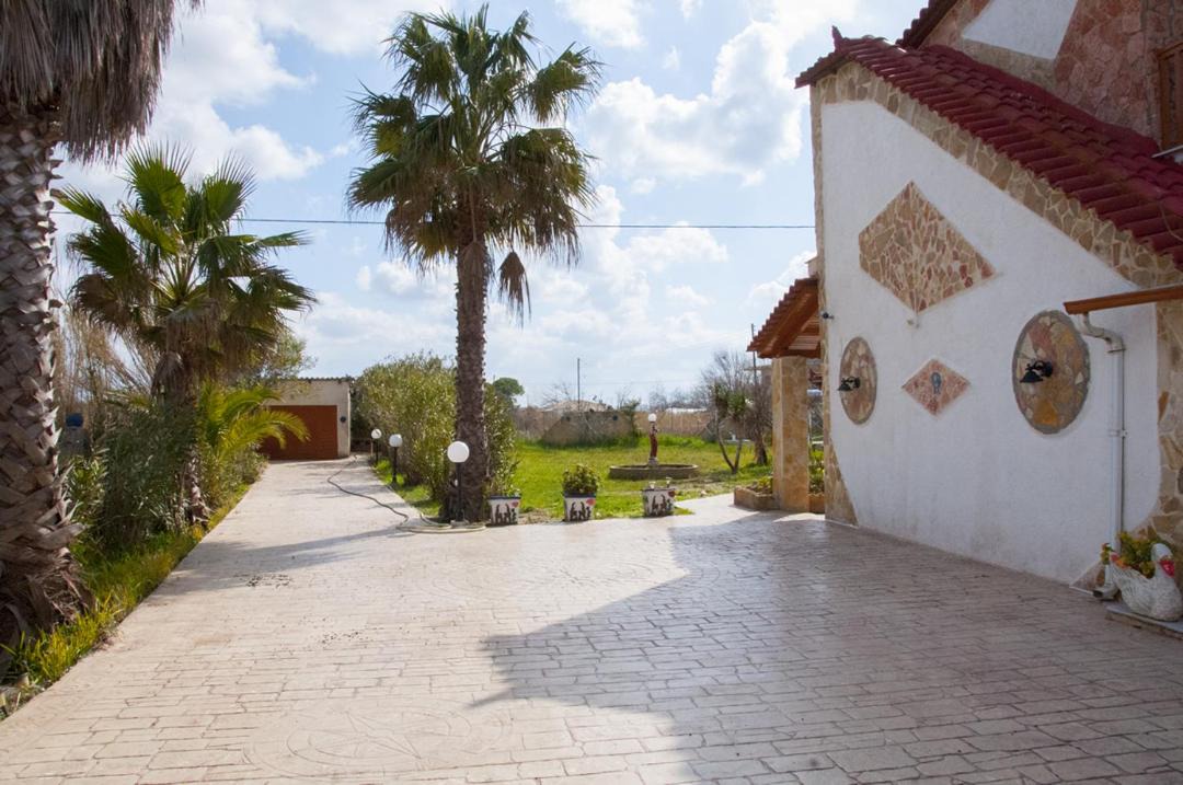 Photo of Buildings in Kanelion