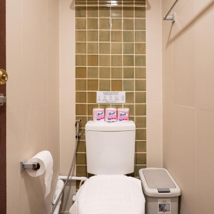 Photo of Bathroom in Chakkrawat