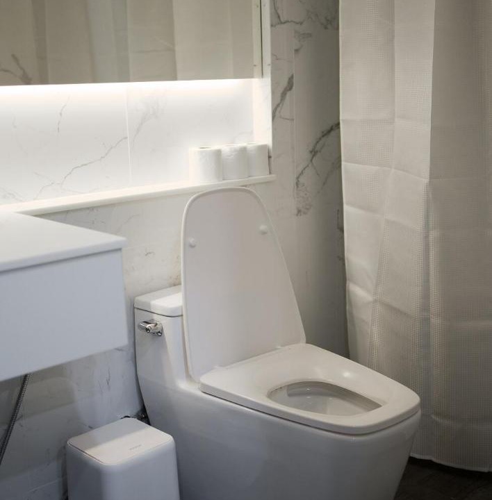 Photo of Bathroom in Khlong Toei Nuea